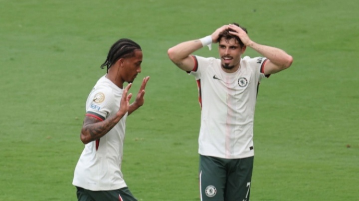 抱头震惊！内托被佩德罗的世界波震撼，一脸难以置信